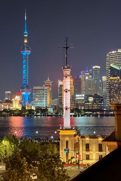 Die Skyline von Shanghai ist mehr als sehenswert und entschädigt für die vielen Strapazen einer Automesse. (Bild: sp-x)