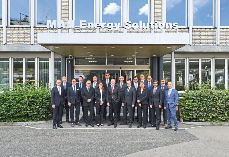 An der heutigen Medieninformation wurde der Name des Zürcher Kompressorenherstellers MAN Diesel & Turbo offizielle beerdigt. Neu heisst das Unternehmen am Escher-Wyss-Platz MAN Energy Solutions. Im Bild die Geschäftsführung von MAN Schweiz. (MAN Energy Solutions)