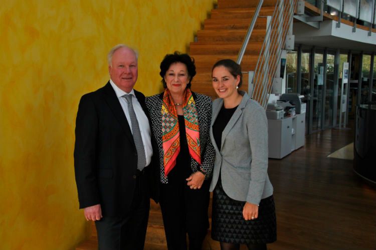 Die Macher: Hans und Erika Nauen mit ihrer Tochter Anna. (Foto: VBM)