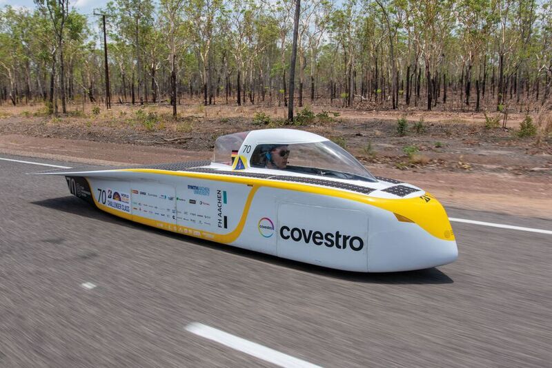 Der Sonnenwagen 1 hat dank einer 5-kWh-Lithium-Ionen-Batterie eine Reichweite von 300 km. Allerdings stellte das Fahrzeug die Studenten vor logistische Herausforderungen.  (Item)
