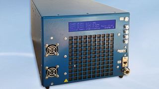 Mini-Chiller: Der mRC-C-450-100/240 mini Recirculating Chiller von AMS punktet durch eine Kühlleistung bis 450 W im Schuhkartonformat. (AMS)