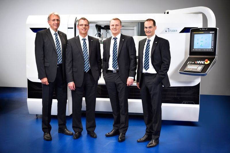Die Geschäftsleitung Studer und teilweise Schaudt Mikrosa (v.l.): Fred Gaegauf, Dr. Gereon Heinemann, Gerd König und Jens Bleher. (Bild: Körber Solutions)