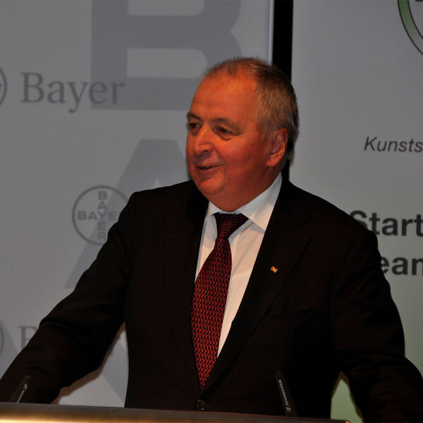 Prof. Dr. Klaus Töpfer, Executive Director IASS: „Es war und ist eine große Herausforderung, dass wir den Kohlenstoff-Kreislauf schließen.“  (Bild: PROCESS)