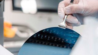 Das Startup Black Semiconductor beschäftigt sich mit optischen Chip-Verbindungen auf der Basis von Graphen.  (Bild: Black Semiconductor)