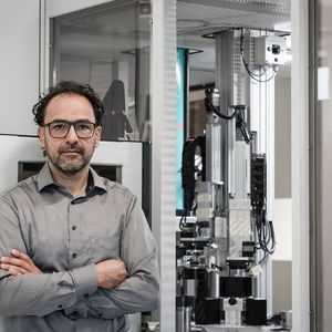 Michael Ott, Head of Sales at Micros Automation: "Ultimately, solutions for automating entire production lines reduce the need for human resources, increase efficiency, and ensure quality. This is a crucial competitive factor today."(Image: Micros Automation)