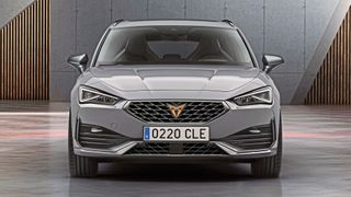 Die Modelle aus dem Bauzeitraum vom 18.09.2020 bis zum 23.08.2021 müssen in die Werkstatt. (Bild: Seat)