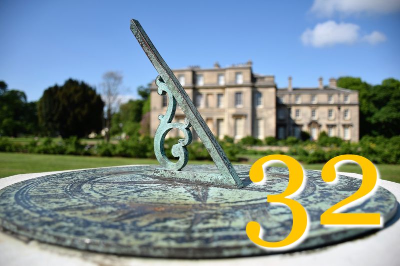 Sekunden hat die astronomische Sonnenzeit Rückstand gegenüber der seit 1958 laufenden Atomuhr – Grund ist, dass sich die Erde unkonstant und immer langsamer dreht. Dieser Überschuss wird aber seit Mitte der 1980er Jahre durch die Schaltsekunde ausgeglichen. (Bild: gemeinfrei)