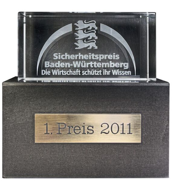 Ausgzeichnung 2011: Mehr als 20 Jahre hochwertige Security-Produkte wurden mit dem 1. Platz beim Sicherheitspreis des Landes Baden-Württemberg geehrt. (WIBU-SYSTEMS AG)
