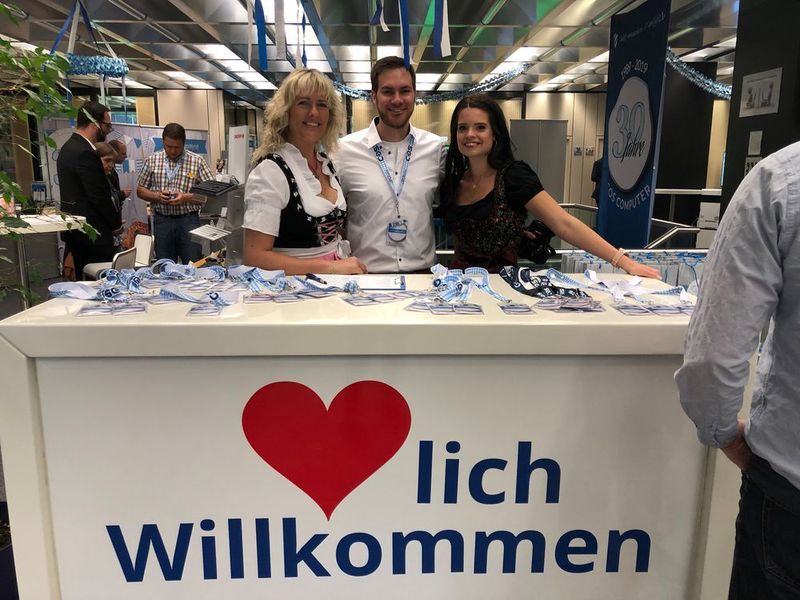 Katja Schäfer, Christopher Göbel und Marlon Jonkers (v. l., alle COS) (Vogel IT-Medien GmbH)