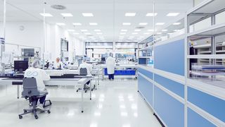 epflex-reinraum-2415 (EPflex Feinwerktechnik GmbH)