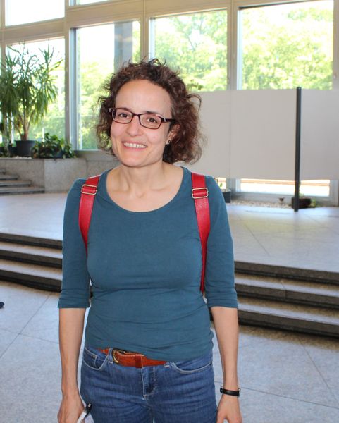 Besucherstimmen der Lab-Supply Leverkusen 2019  Heike Offermann vom FZ Jülich:   „Ich finde die Vorträge auf der Lab-Supply immer gut. Sie sind kostenlos, decken viele verschiedene Themen ab und man kann nochmal sein Basiswissen auffrischen. Jetzt muss ich aber für meine Kollegin noch einige Aufträge abbarbeiten: Bis zum nächsten Vortrag um 15 Uhr muss ich noch einen Rotationsmischer für sie finden.“  Die nächste Lab-Supply ist am 13. Juni 2019 in Berlin. Weitere Infos zu den kommenden Lab-Supply-Messen finden Sie auf www.lab-supply.info. (Bild: C. Lüttmann, LABORPRAXIS)