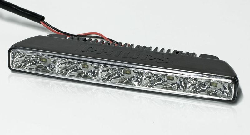 Die LED-Module sollen sich einfach montieren lassen und schalten sich beim Motorstart ein. (Archiv: Vogel Business Media)