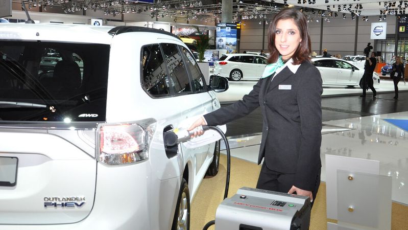 Kunden haben noch viele Fragen zu Elektroautos. Der Geraer Automarkt will sie beantworten (Archivbild).(Bild:  Grimm/»kfz-betrieb«)