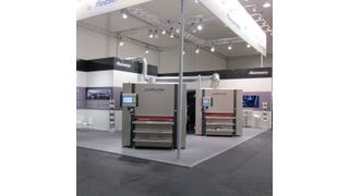 „Sieht die immer so aus? Oder ist das nur für die Messe?“, war eine der meist gestellten Fragen. Immer wieder konnten die Heesemann-Mitarbeiter stolz erklären, dass die ausgestellten Maschinen der Serienfertigung entsprechen. (Heesemann)