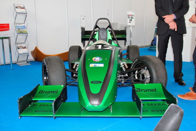 Und weiter geht der Rundgang durch die Hallen der Composites Europe 2015... (Bild: Königsreuther)