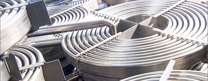 Flachrohrregister aus Edelstahl erhöhen in sensiblen Wärmespeichern den Wirkungsgrad des Speichers.(Bild:  Ecotherm Austria)