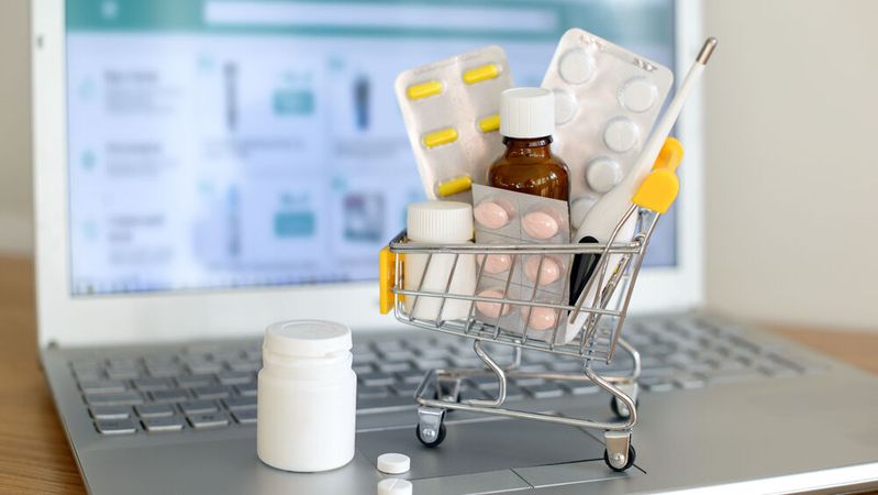 Rezepte lassen sich bei der Online-Apotheke auch über die ePA oder die E-Rezept-App der Gematik einlösen.(Bild: ©  evso – stock.adobe.com)