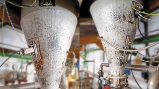Unter veränderten Prozessbedingungen entstehen Brücken oder Anhaftungen, es wird weitere Technik neben vorhandenen Vibratoren installiert. (Bild: Netter Vibration)