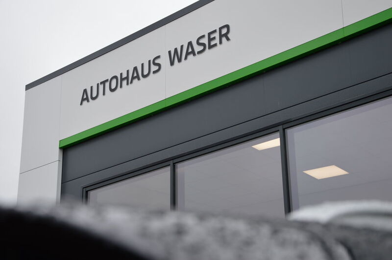 Das Autohaus Waser aus Waldshut-Tiengen hat an der Schweizer Grenze besondere Anforderungen im Vertrieb zu erfüllen. (Achter/»kfz-betrieb«)