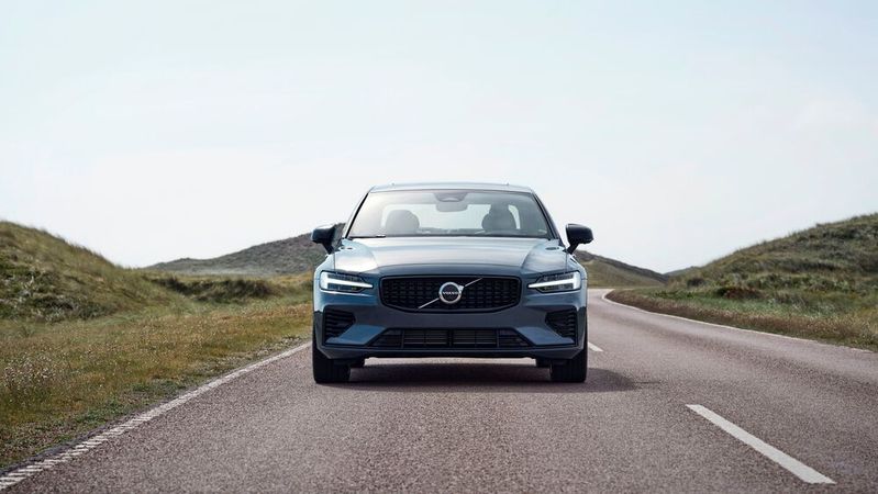 Auch der Volvo S60 aus den Modelljahren 2022 und 2023 ist von der Maßnahme betroffen.(Bild:  Volvo)
