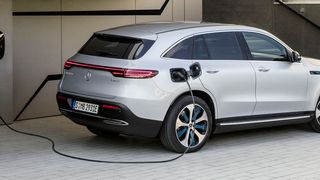 Ein neuer Super-Akku von dem Start-up Innolith soll Reichweiten von über 1.000 Kilometern pro Ladung ermöglichen. (Daimler)