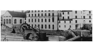 Unter dem Namen „Fränkische Isolierrohr- und Metallwaren-Werke Gg. Schäfer & Cie.“ wurde Fränkische 1906 in Schweinfurt gegründet. (Fränkische Rohrwerke)