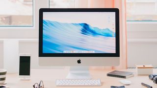 Herausforderungen der Mitarbeiter im Home Office illustrieren die Notwendigkeit, interne Strukturen und Abläufe neu zu ordnen. (gemeinfrei)