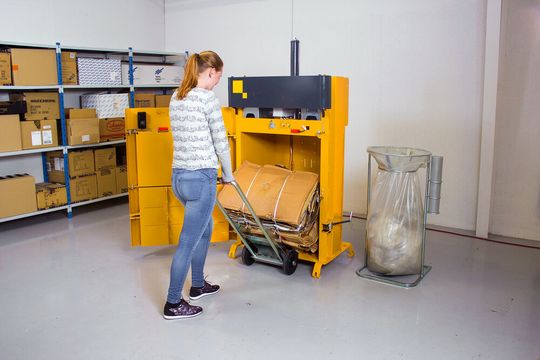 Von S bis XXL: Bramin-Rohstoffpressen sind in allen Größen und für sämtliche Anforderungen lieferbar.(Bild:  Interzero)