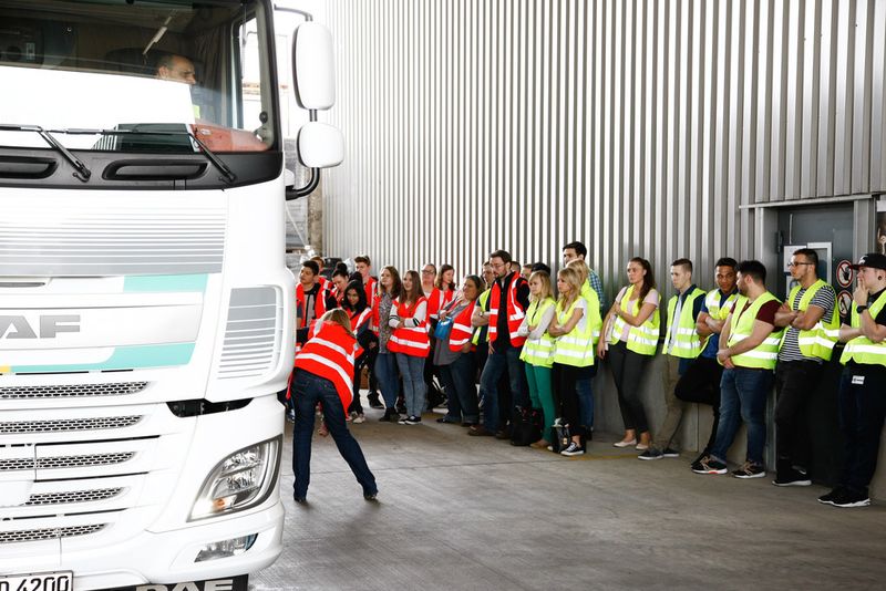 DB Schenker beteiligte sich an der Veranstaltung. (Bild: DB Schenker)