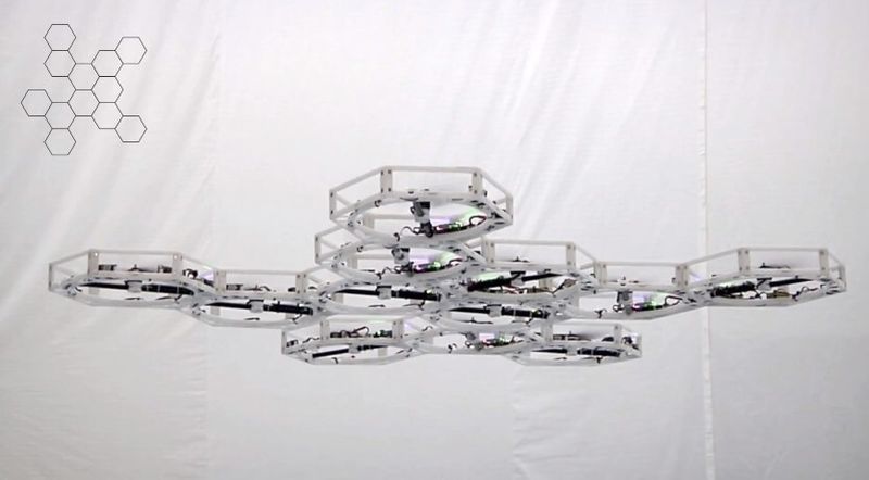 Flugtest mit 12 Einzelelementen (ETH Zürich/youtube)