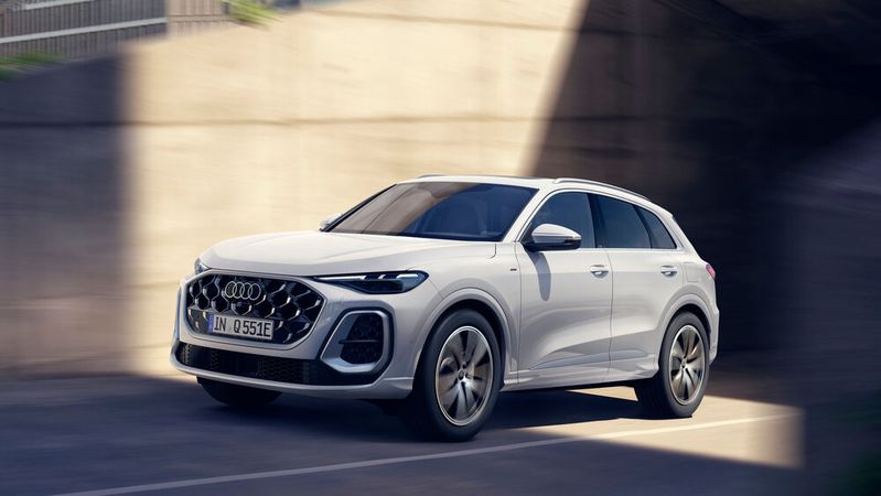 Audi hat nun für den Q5 zwei Plug-in-Hybrid-Varianten im Angebot.(Bild:  Audi AG)