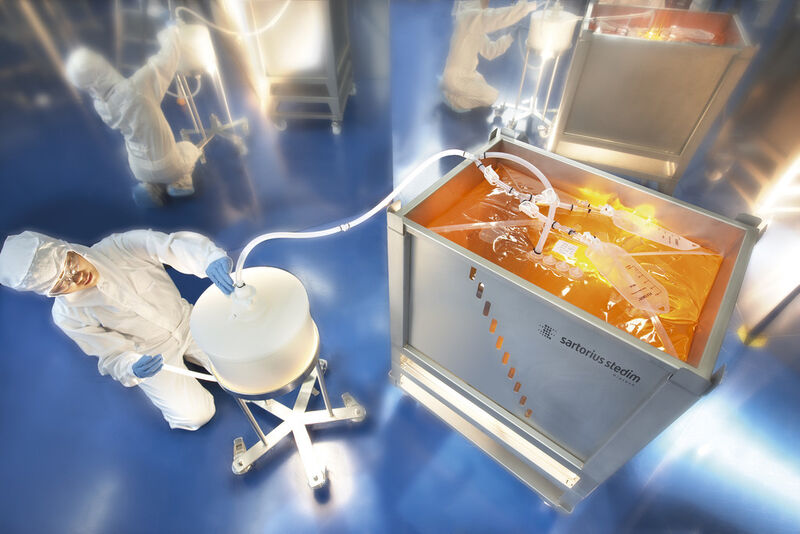 Filters and single-use bags are utilized in the manufacture of biopharmaceutical medications. (Picture: Sartorius)