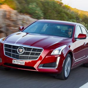 Platz 10 – Cadillac CTS: Die dritte Generation des CTS ist erst seit Anfang des Jahres im Verkauf. Mit einem 276 PS starken Zweiliter-Turbo und einem Basispreis von 49.900 Euro ist der Caddy technisch, optisch und preislich durchaus konkurrenzfähig.