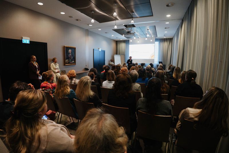 Full house auch bei Nicole Dufft: Ihre (W)Inspiration Session zeigte, wie man erfolgreich ist in Zeiten von Komplexität und Unsicherheit. (Bild: Manuell Emme Fotografie)