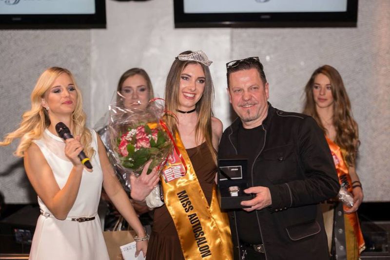 ... darunter eine Uhr des Uhrenfabrikant Daniel Strom. (Martin Walder / A&W Verlag)