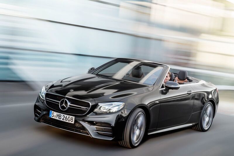 Für 1.000 Euro Aufpreis bietet Mercedes im mindestens 54.500 Euro teuren E-Klasse Cabriolet eine Burmester-Anlage an. (Mercedes-Benz)