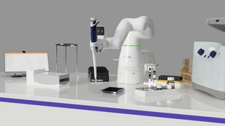 Il robot a braccio singolo “Buddy” assiste gli utenti in laboratorio svolgendo attività ripetitive, come ad esempio il pipettaggio. (Immagine:B-Ahead)