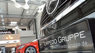 Die Torpedo-Gruppe hat ihre Website in den vergangenen Jahren zum Portal für Kundeninteraktion umgebaut – über das sie auch Fahrzeuge direkt verkaufen kann. Damit gehört das Unternehmen zu den Nominierten für den Digital Automotive Award 2020. (Bild: Achter/»kfz-betrieb«)