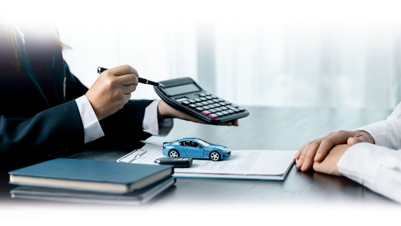 Bei der Rückgabe eines Leasingfahrzeugs kommen schnell hohe Beträge zusammen, die als Schäden deklariert werden. Aber eigentlich sind es normale Gebrauchsspuren.(Bild:  © JD8 - adobe.stock.com)