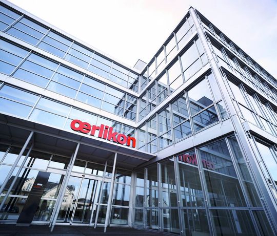 Oerlikon mit robusten 10% Umsatzwachstum und 10% operativem EBITDA-Wachstum in 2022. Oerlikon mit robusten 10% Umsatzwachstum und 10% operativem EBITDA-Wachstum in 2022.