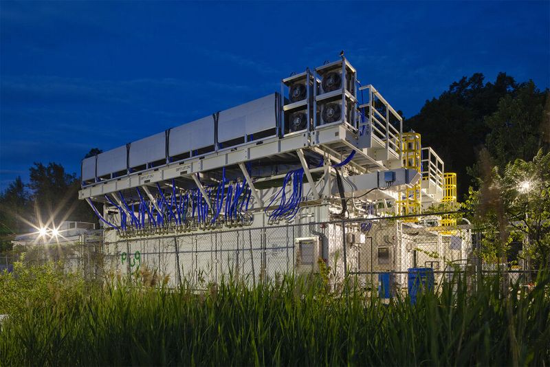 Diese PEM-Analage könne das Energie-Backup für 10.000 Server sein.  (Bild: John Brecher (Microsoft-Blog))