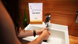 Vollherbst aus Endingen am Kaiserstuhl ist die erste Etikettendruckerei mit einer „Fair'n-Green“-Zertifizierung. (Vollherbst)