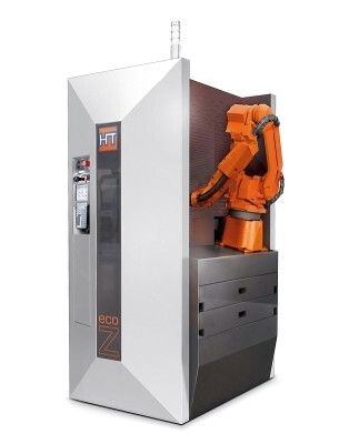 Red Dot Award 2015 - Roboter-System ecoZ von Handling Tech: Das Roboter-System ecoZ sorgt für die automatisierte Be- und Entladung von Werkzeugmaschinen. Durch die kleine Stellfläche und die kompakte Bauweise lässt es sich sehr flexibel und raumsparend an die Werkzeugmaschinen andocken. Der geneigt montierte 6-Achs-Roboter bedient einen größeren Aktionskreis; die Schubladen, aus denen er die Werkstücke entnimmt, können im laufenden Betrieb von der anderen Seite kontinuierlich bestückt werden. h (Bild: Red Dot)