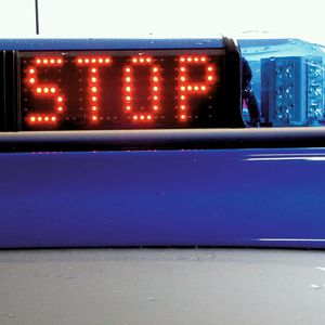 Achtung Kontrolle: Die Polizei kontrollierte Spanngurte und musste zahlreiche Plagiate aus dem Verkehr ziehen.