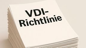 Wie lässt sich Sicherheit gewährleisten, wenn Ressourcen knapp sind? Die Richtlinie „VDI/VDE 2180 Blatt 5 E“ zur funktionalen Sicherheit versucht, darauf eine Antwort zu geben.  (Bild: GPT Image Editor / KI-generiert)