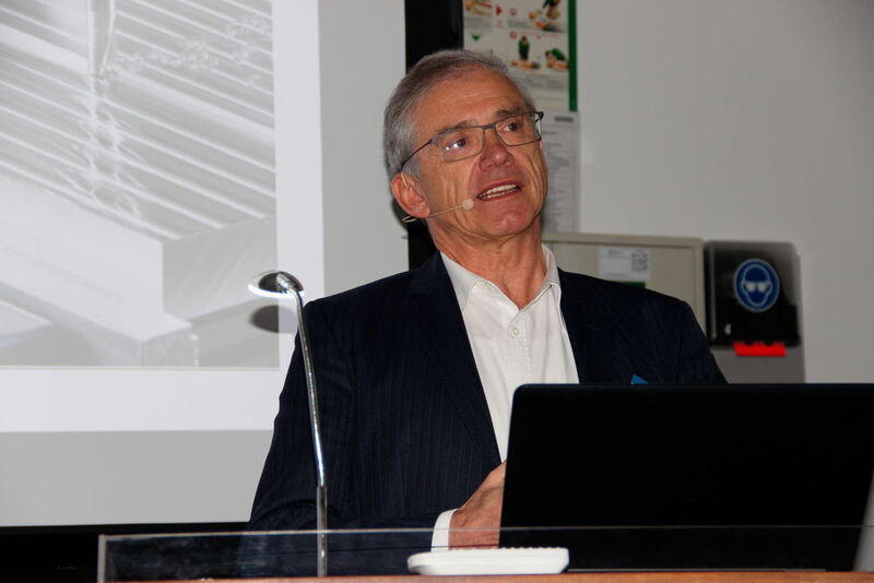 Prof. Dr-Ing. Eberhard Abele, Leiter des Instituts PTW der TU Darmstadt, bei seinem Keynote-Vortrag im Rahmen des Datron-Tech-Day Ende Januar 2019, anlässlich des 50. Bestehens des 1969 gegründeten Unternehmens. (Königsreuther)