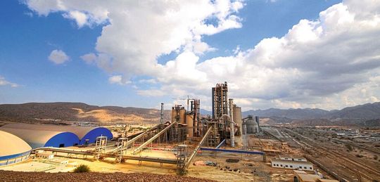 Die Oman Cement Company (OCC) ist zum Rückgrat der Bauindustrie Omans geworden. Die Oman Cement Company (OCC) ist zum Rückgrat der Bauindustrie Omans geworden.