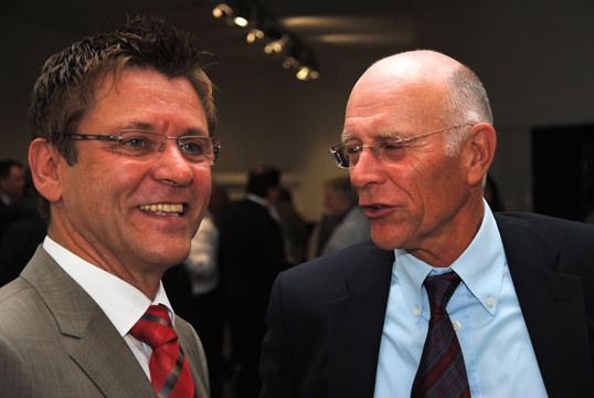 Alte Bekannte: ZDK-Vize und Bundesinnungsmeister Wilhelm Hülsdonk (li.) und der ehemalige ZDK-Hauptgeschäftsführer Rolf Binnenbrücker. (Archiv: Vogel Business Media)