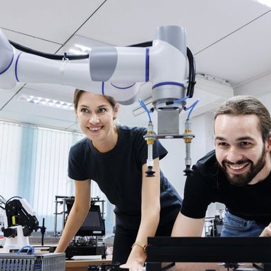 Bei welchen Arbeitgeber würdest du dich bewerben? Das Trendence-Institut hat auch 2026 wieder knapp 3.000 Studierende der Ingenieurwissenschaften befragt. (Bild: © gumpapa - stock.adobe.com)