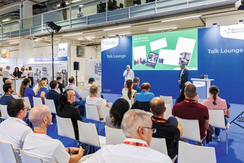 In diesem Jahr wurde das Vortragsprogramm deutlich ausgebaut. Sowohl die all about automation als auch die maintenance Schweiz boten den Besuchern jeweils zwei Bühnen.   (Bild: Easyfairs)